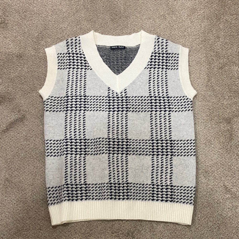 Women’s plaid sweater dress
